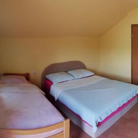 Apartmani Scit Prozor Екстер'єр фото