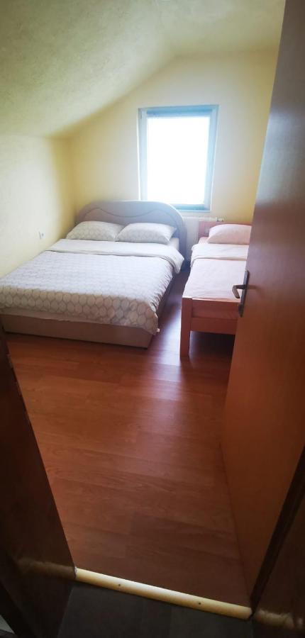 Apartmani Scit Prozor Екстер'єр фото